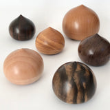 栃の香合・小物入れ 陣笠形 蛤形