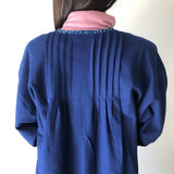 Vネックブラウス