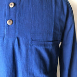 プルオーバーシャツ