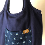 藍染めのリバーシブルバッグ 手提げ(中)