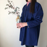 Vネックブラウス