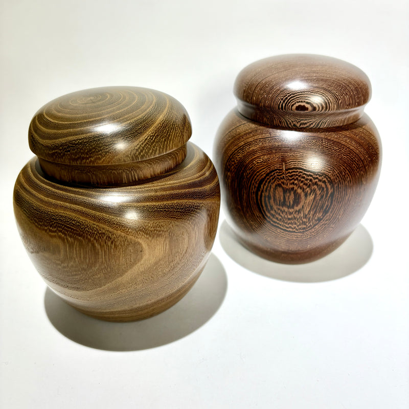 茶がめ　茶壺　　槐　鉄刀木