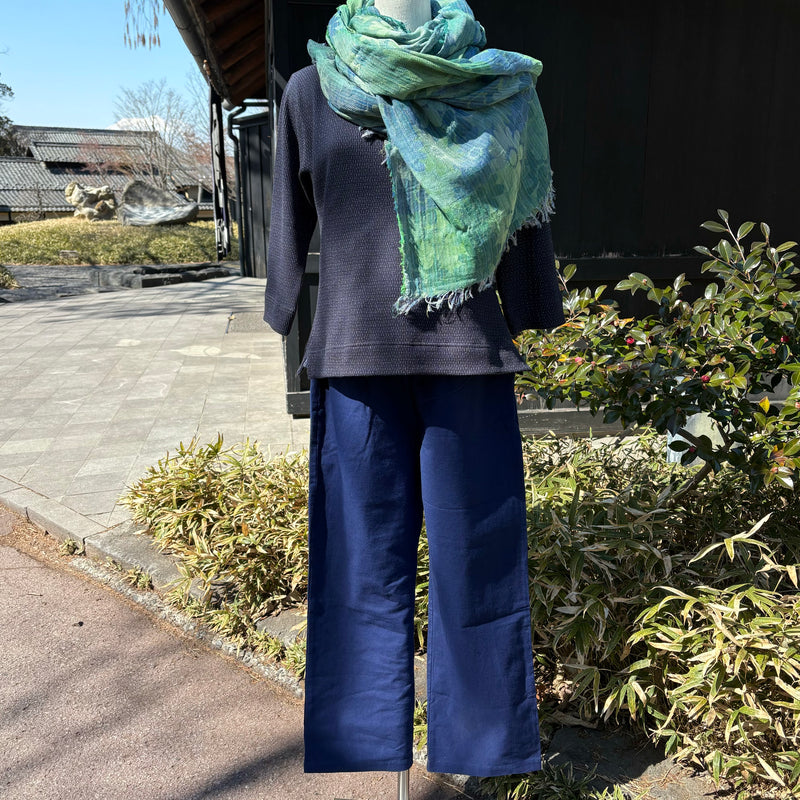スリムパンツ