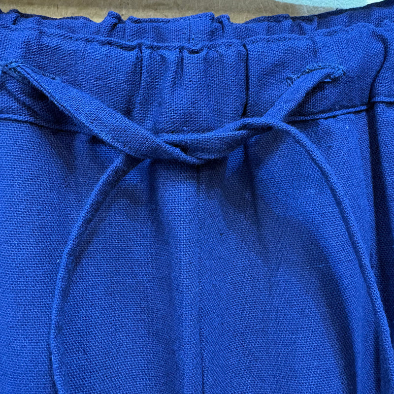 スリムパンツ