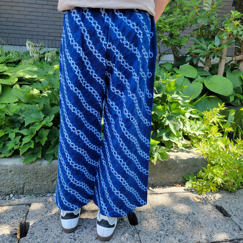 ワイドパンツ