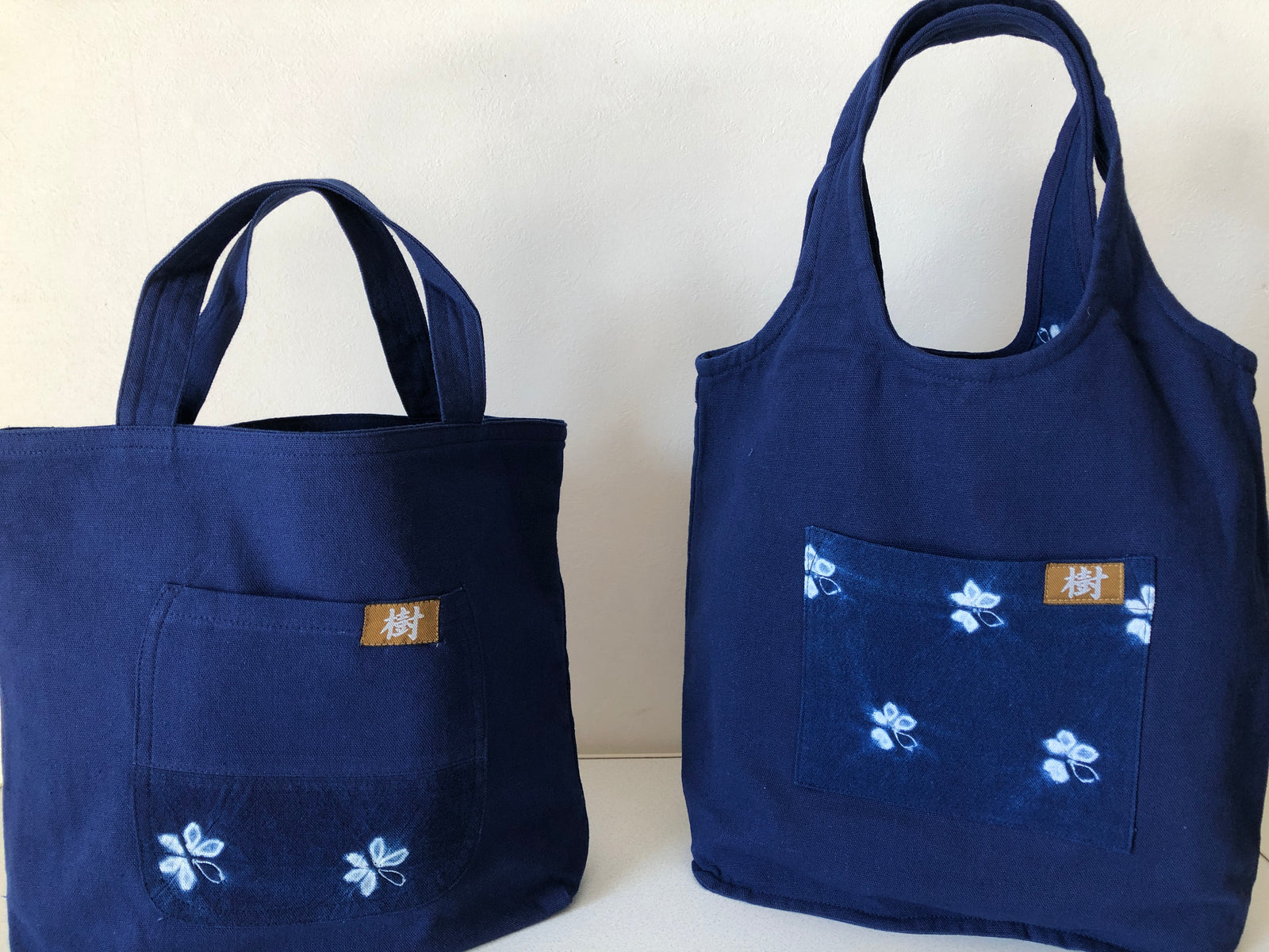 藍染めのリバーシブルバッグ 手提げ（中） – aitoki - 時を
