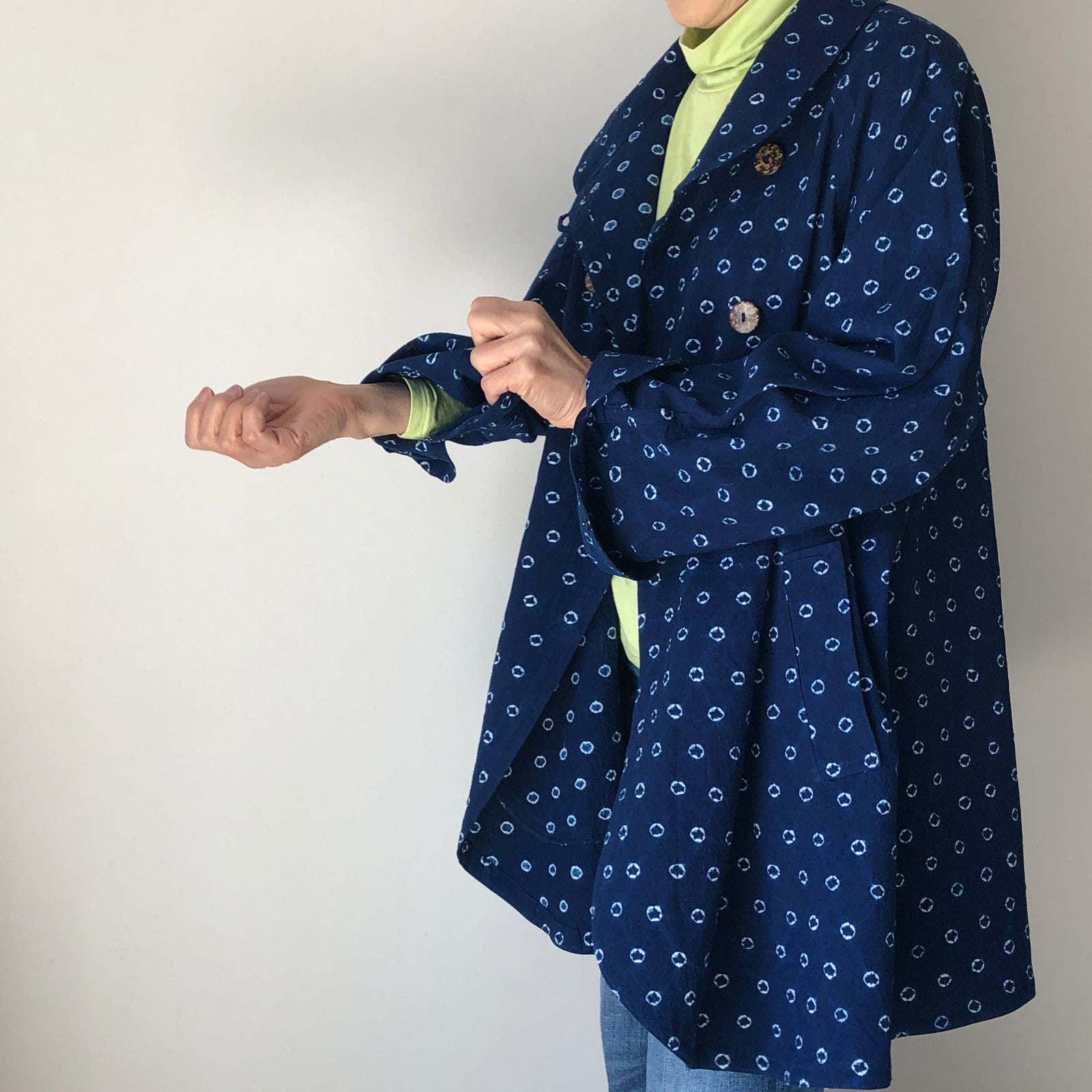 藍染めのリバーシブルコート 4way – aitoki - 時を楽しむ丁寧な暮らし